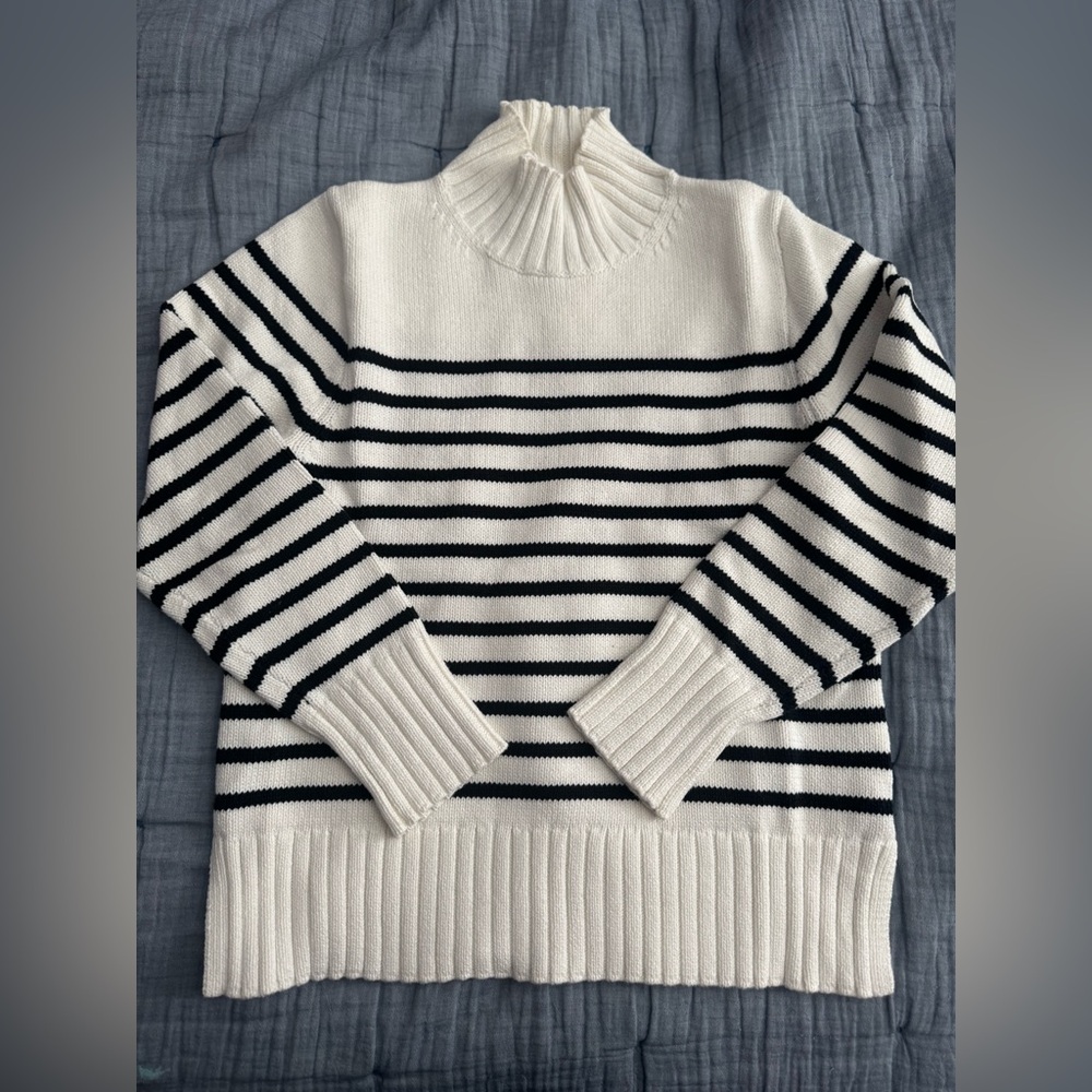 Brand New J. Crew white and Black Striped Turtleneck Sweater 100% Cotton SZ M